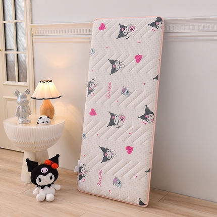 91家纺网 家纺一手货源 找家纺 宝贝优选 2024新款A类针织棉三丽鸥床垫 常规款库洛米-点点