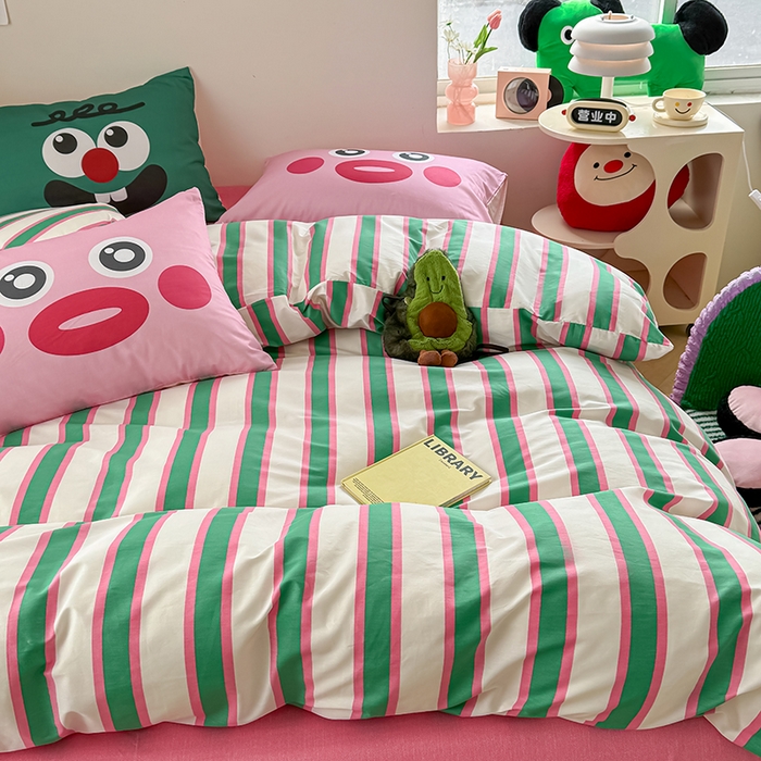 91家纺网 家纺一手货源 找家纺 2024新款大版枕套数码印花全棉四件套 糖果条纹