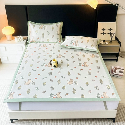 倾慕2024新款简约风牛奶丝凉席 风情兔