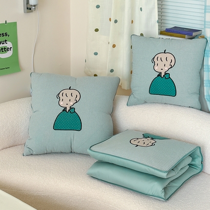 91家纺网 家纺一手货源 找家纺 （总）多米家居 2024新款卡通多功能抱枕被Amy小窝抱枕被