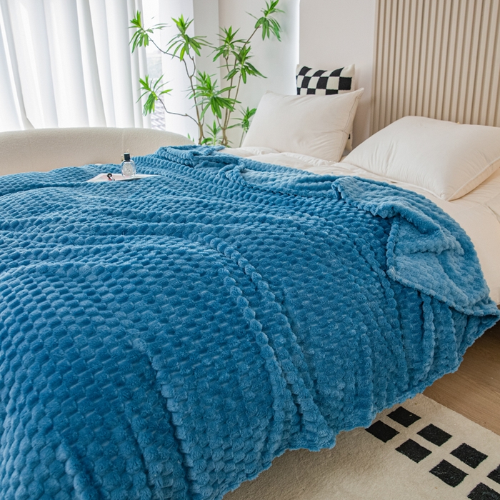 91家纺网 家纺一手货源 找家纺 卡琪曼 2025新款高克重金龟绒牛奶绒毛毯毯子 蓝色