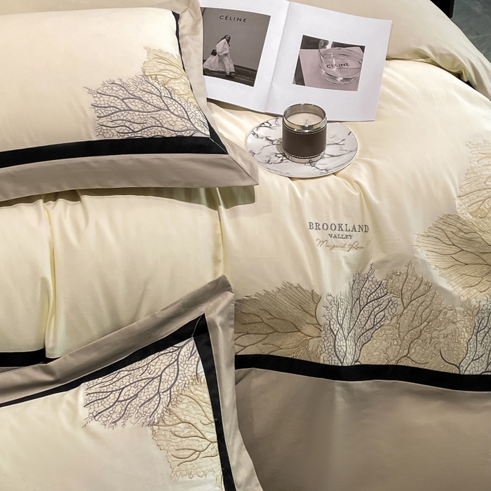 91家纺网 家纺一手货源 找家纺 绒世界 绒世界 2025新款全棉60S刺绣床单床笠高档四件套 浅栗咖