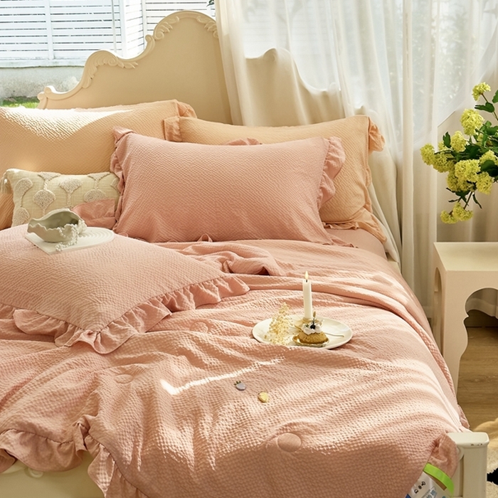 91家纺网 家纺一手货源 找家纺 米菲 2024新款泡泡棉纯色花边款夏被夏被四件套 浪漫橙