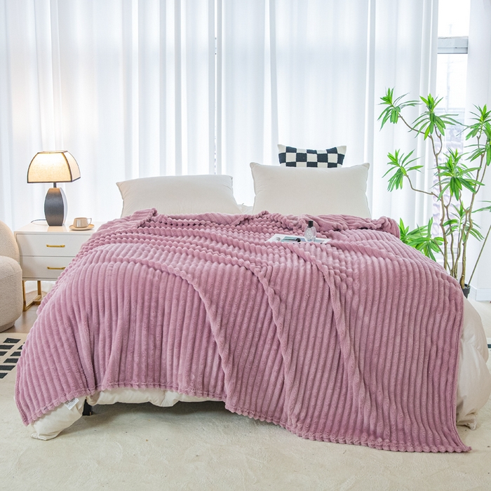 91家纺网 家纺一手货源 找家纺 卡琪曼 2024新款高克重魔法绒牛奶绒毛毯毯子 豆沙