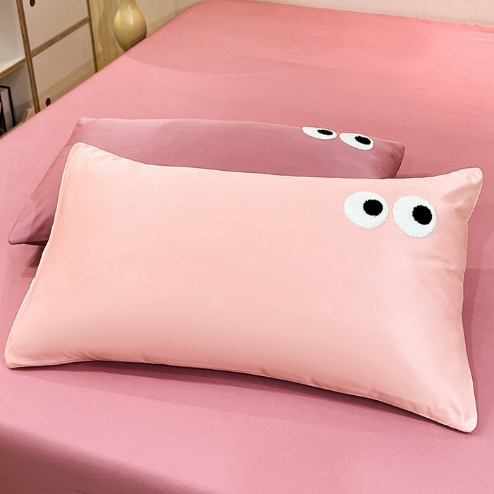 91家纺网 家纺一手货源 找家纺 艾米家居 2025新款水洗真丝大眼睛系列四件套 豆沙+玫红