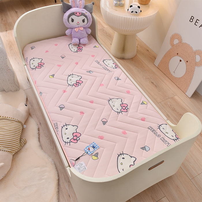 91家纺网 家纺一手货源 找家纺 宝贝优选 2024新款A类针织棉三丽鸥床垫 常规款凯蒂猫