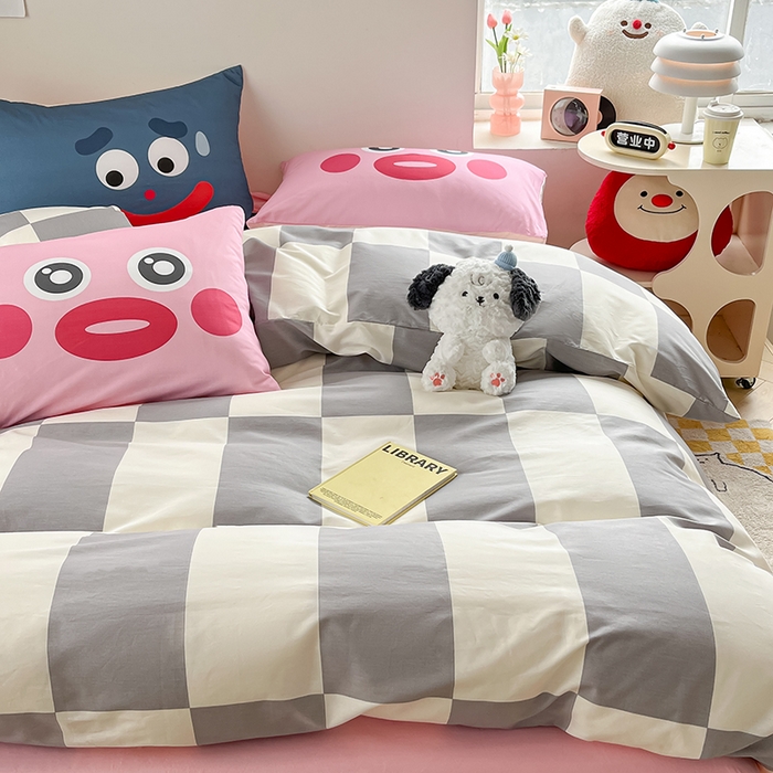 91家纺网 家纺一手货源 找家纺  2024新款大版枕套数码印花全棉四件套 灰格子