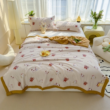 91家纺网 家纺一手货源 找家纺 蓝冰家纺 2024新款亲肤舒适泡泡棉印花夏被 萌宠乐园