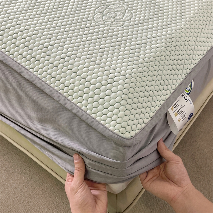 91家纺网 家纺一手货源 找家纺 （总）鑫姿席业 2025新款抗菌凉豆豆提花床笠款凉席-花朵系列