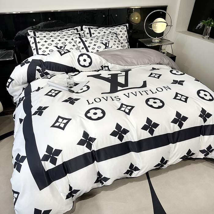 91家纺网 家纺一手货源 找家纺 摩卡家纺 2024新品水洗真丝轻奢系列路易白