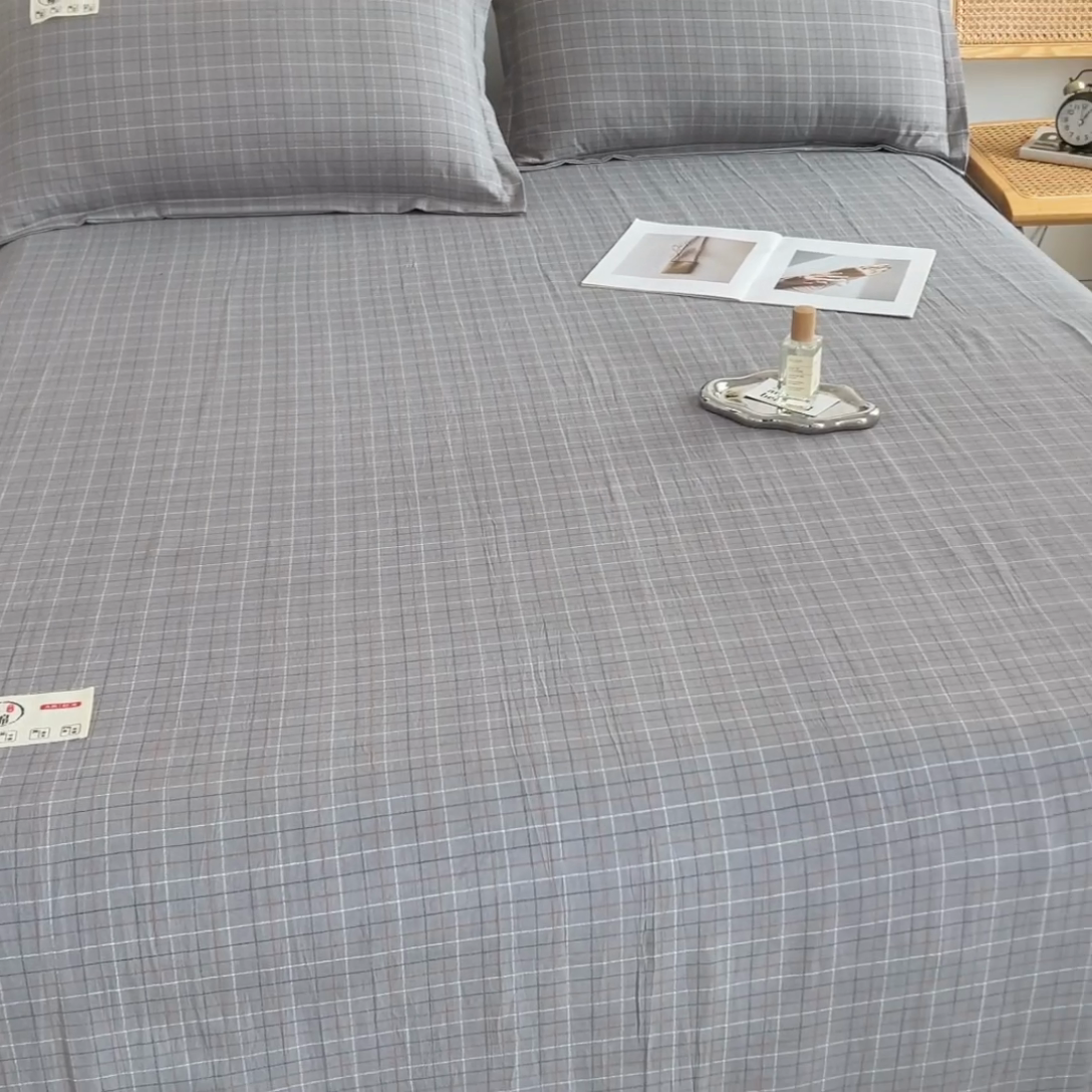 91家纺网 家纺一手货源 找家纺 梦舒羽 2025新款水洗棉麻单层床单 线条格-深灰