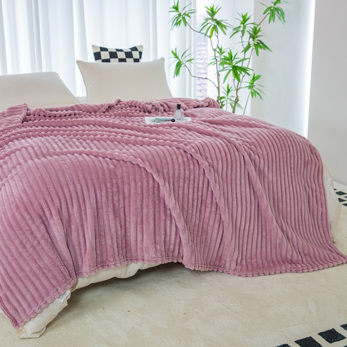 91家纺网 家纺一手货源 找家纺 卡琪曼 2024新款高克重魔法绒牛奶绒毛毯毯子 豆沙