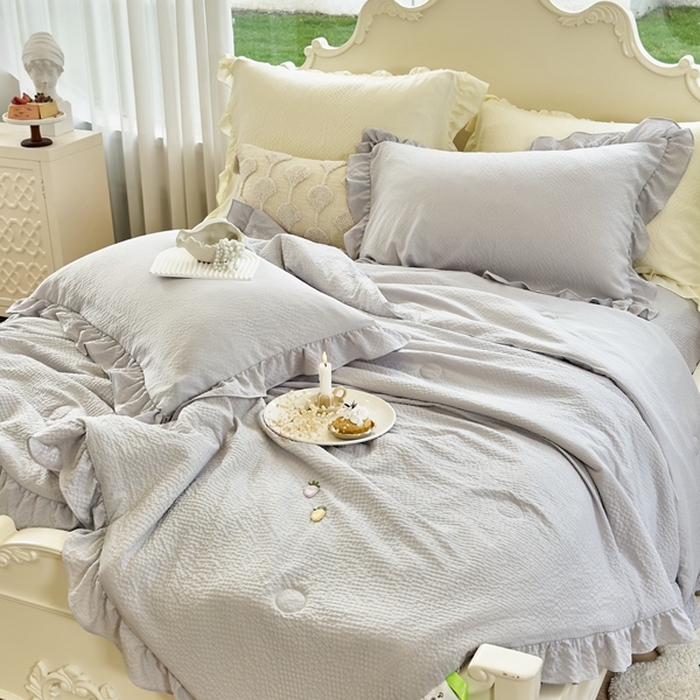 91家纺网 家纺一手货源 找家纺 米菲 2024新款泡泡棉纯色花边款夏被夏被四件套 暮云灰