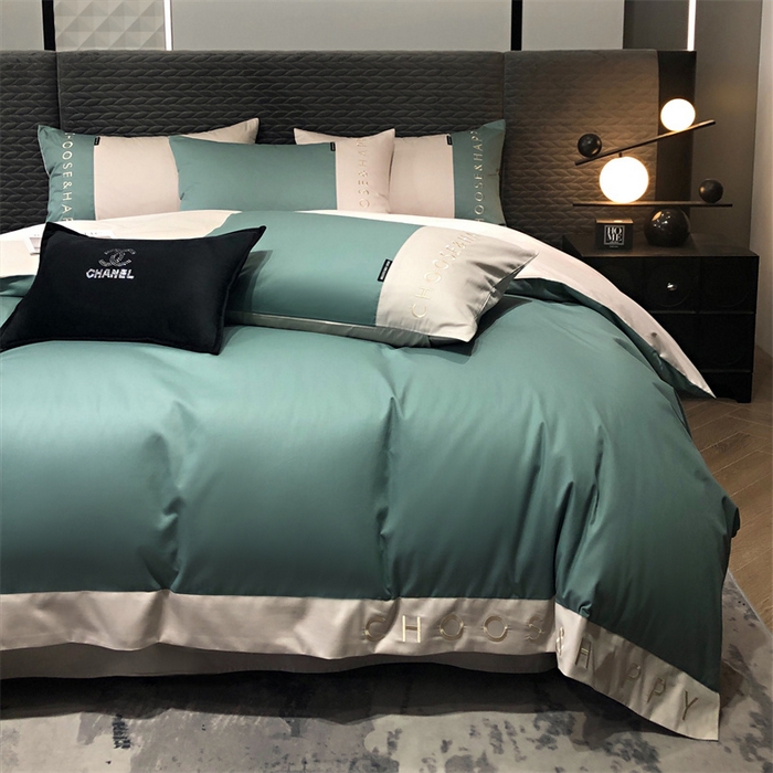 91家纺网 家纺一手货源 找家纺 凯磊 2024新款简约家居.刺绣纯色拼色四件套--伊可系列（拍法一） 云杉绿+浅灰