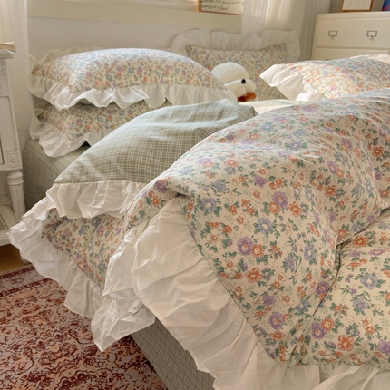 91家纺网 家纺一手货源 找家纺 六巷胡同 2024新款全棉韩系花边款小碎花四件套 锦棠