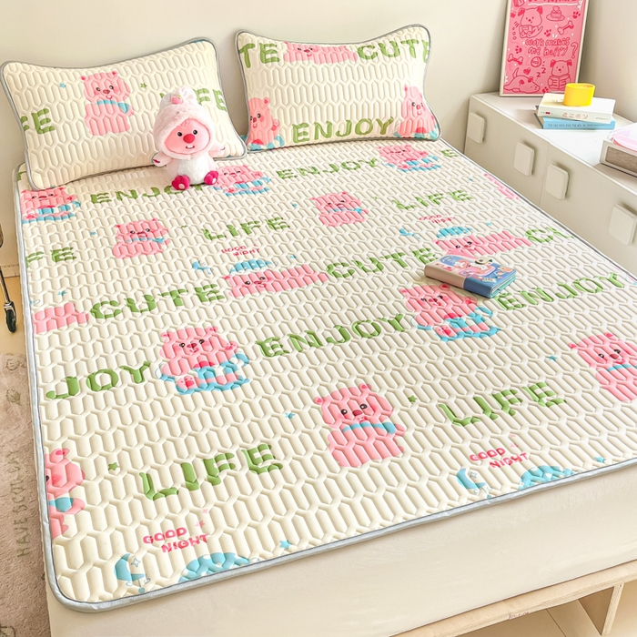 91家纺网 家纺一手货源 找家纺 沐慕 2024新款小清新印花乳胶凉席 可爱粉猪