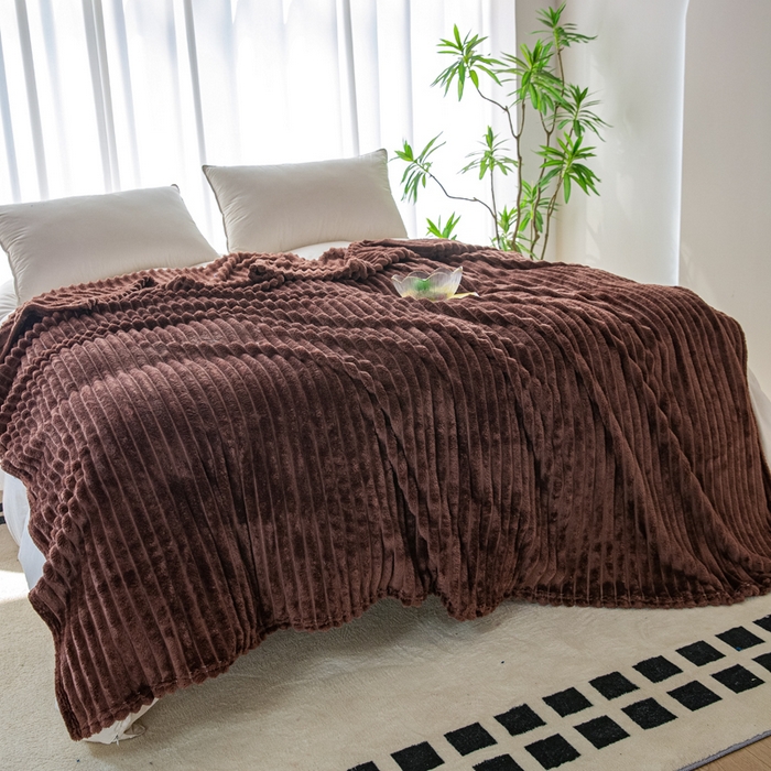 91家纺网 家纺一手货源 找家纺 卡琪曼 2024新款高克重魔法绒牛奶绒毛毯毯子 咖啡