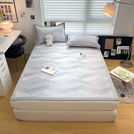 倾慕2024新款简约风牛奶丝凉席 随心所欲