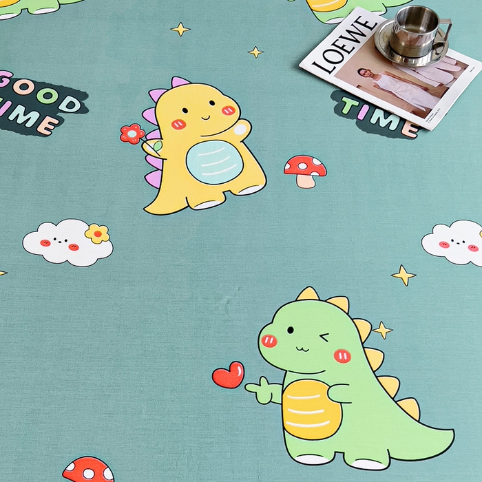 91家纺网 家纺一手货源 找家纺 情煊家纺 2024新款全棉斜纹花边床单系列-印花款 恐龙日记