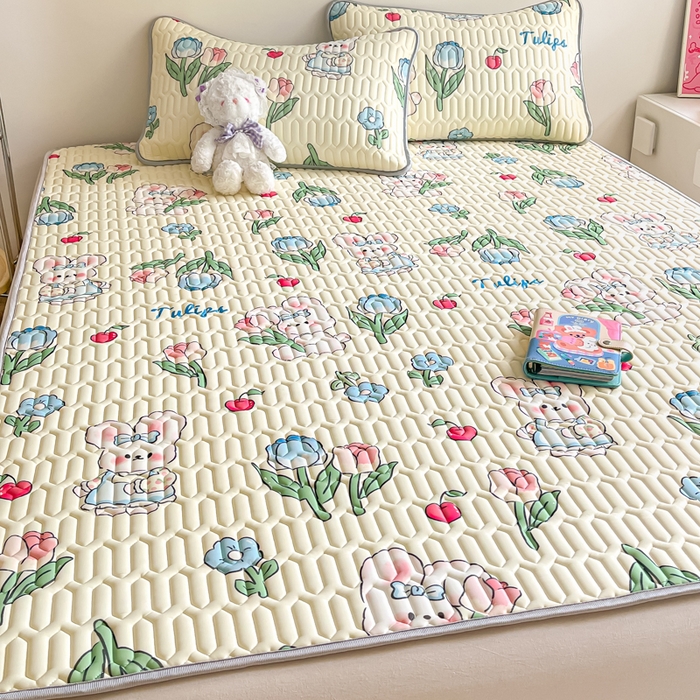 91家纺网 家纺一手货源 找家纺 沐慕 2024新款小清新印花乳胶凉席 郁金香小兔