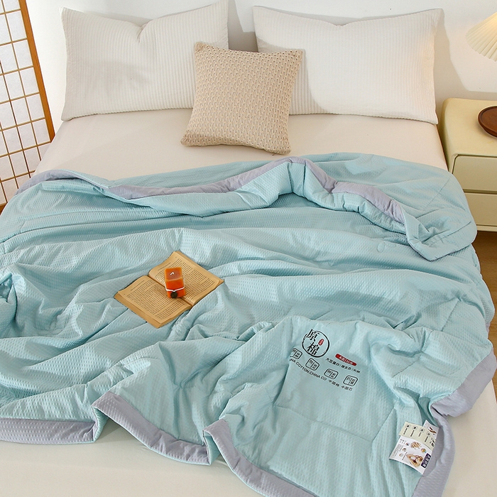 91家纺网 家纺一手货源 找家纺 爱宝被业 2025新款泡泡纱夏被 水绿