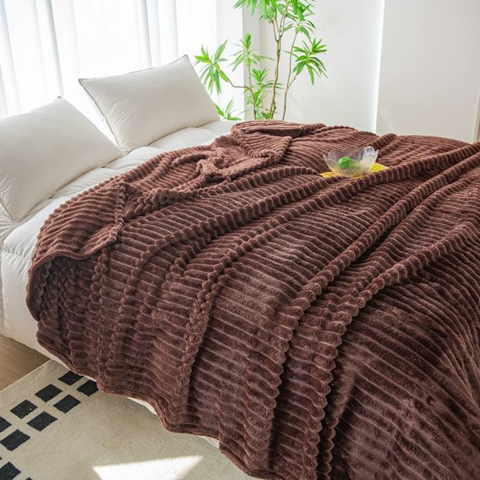 91家纺网 家纺一手货源 找家纺 卡琪曼 2024新款高克重魔法绒牛奶绒毛毯毯子 咖啡