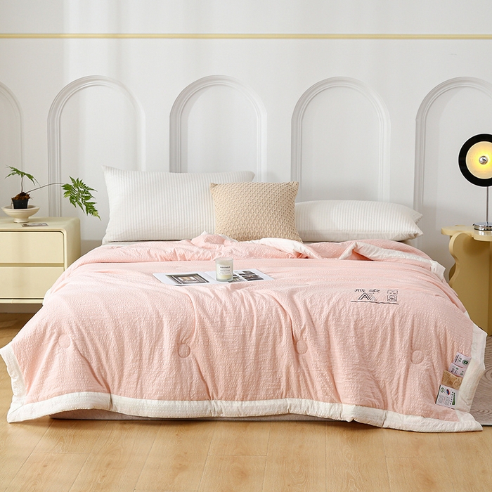 91家纺网 家纺一手货源 找家纺 爱宝被业 2024新款水洗针织棉无染被 粉色
