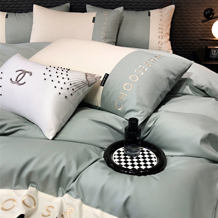 91家纺网 家纺一手货源 找家纺 凯磊 2024新款简约家居.刺绣纯色拼色四件套--伊可系列（拍法一） 天空蓝