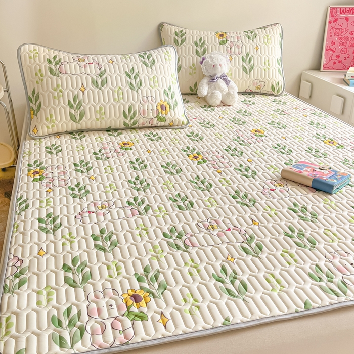 91家纺网 家纺一手货源 找家纺 沐慕 2024新款小清新印花乳胶凉席 仲夏