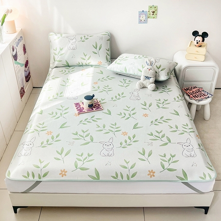 倾慕2024新款时尚风凉感冰丝席 竹叶小兔