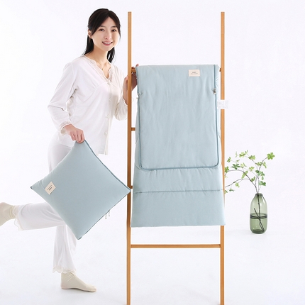 91家纺网 家纺一手货源 找家纺 （总）多米家居 2024新款多功能两用抱枕被即刻享受抱枕被