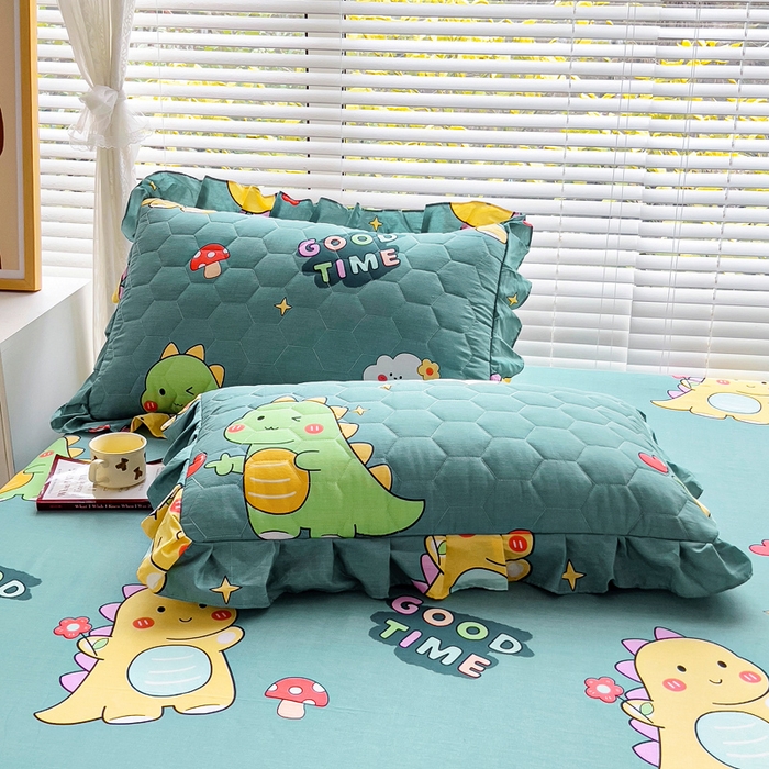 91家纺网 家纺一手货源 找家纺 情煊家纺 2024新款全棉斜纹花边床单系列-印花款 恐龙日记