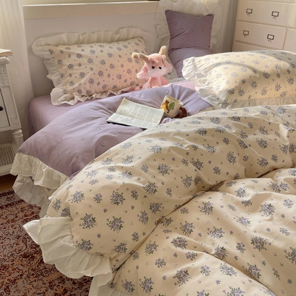 91家纺网 家纺一手货源 找家纺 六巷胡同 2024新款全棉韩系花边款小碎花四件套 晚乔