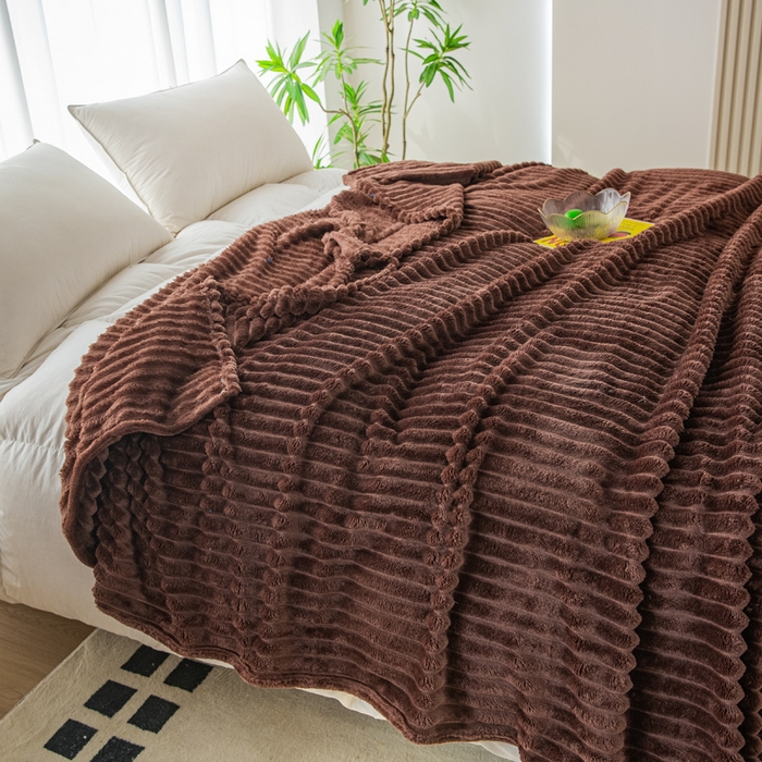 91家纺网 家纺一手货源 找家纺 卡琪曼 2024新款高克重魔法绒牛奶绒毛毯毯子 咖啡