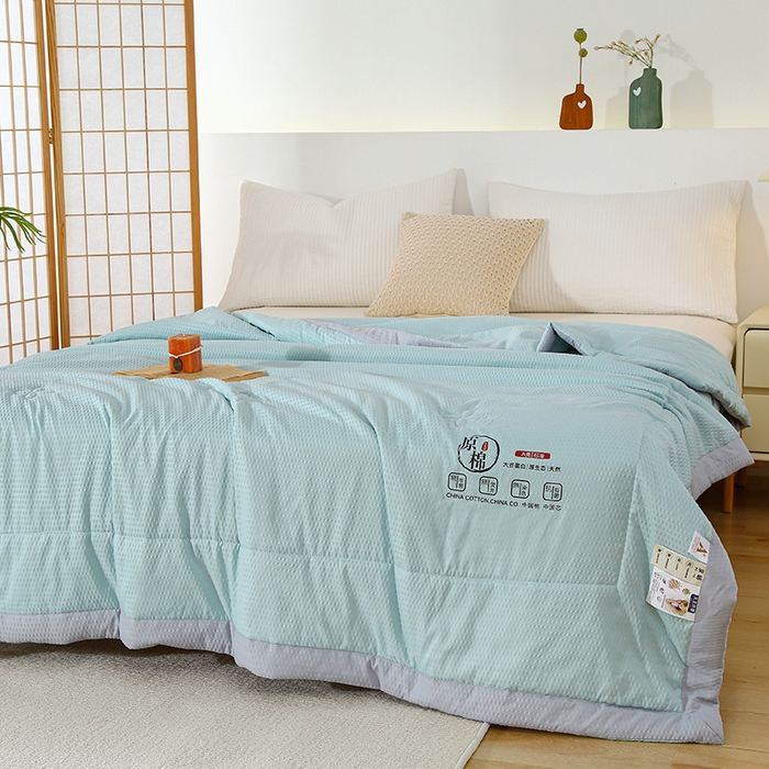 91家纺网 家纺一手货源 找家纺 爱宝被业 2025新款泡泡纱夏被 水绿