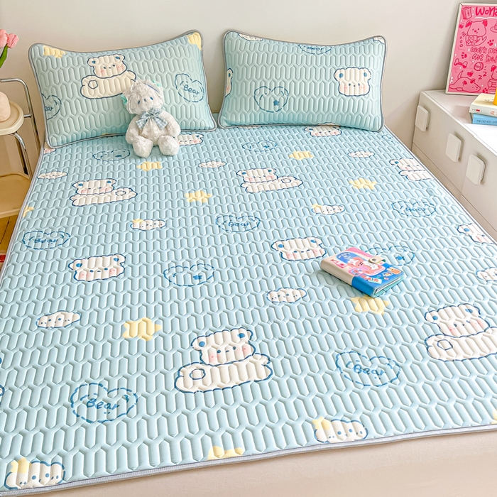 91家纺网 家纺一手货源 找家纺 沐慕 2024新款小清新印花乳胶凉席 云朵小熊