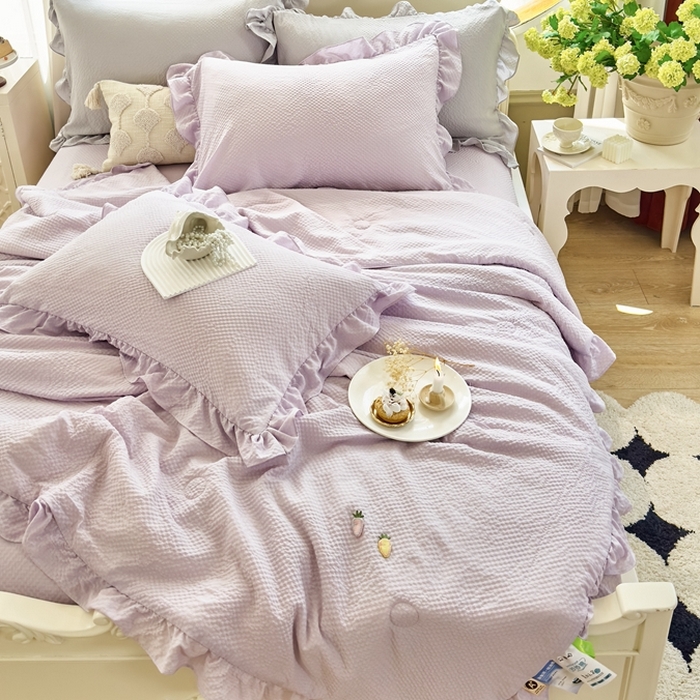 91家纺网 家纺一手货源 找家纺 米菲 2024新款泡泡棉纯色花边款夏被夏被四件套 丁香紫