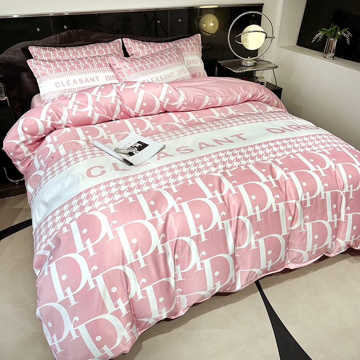 91家纺网 家纺一手货源 找家纺 摩卡家纺 2024新品水洗真丝轻奢系列梦迪粉