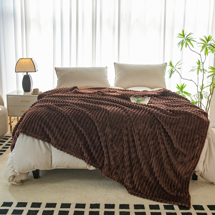 91家纺网 家纺一手货源 找家纺 卡琪曼 2024新款高克重魔法绒牛奶绒毛毯毯子 咖啡