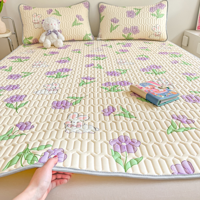 91家纺网 家纺一手货源 找家纺 沐慕 2024新款小清新印花乳胶凉席 星黛兔