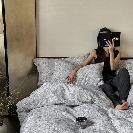 91家纺网 家纺一手货源 找家纺 璞素家居 2024新款全棉色织水洗大提花三层纱四件套 森林之语