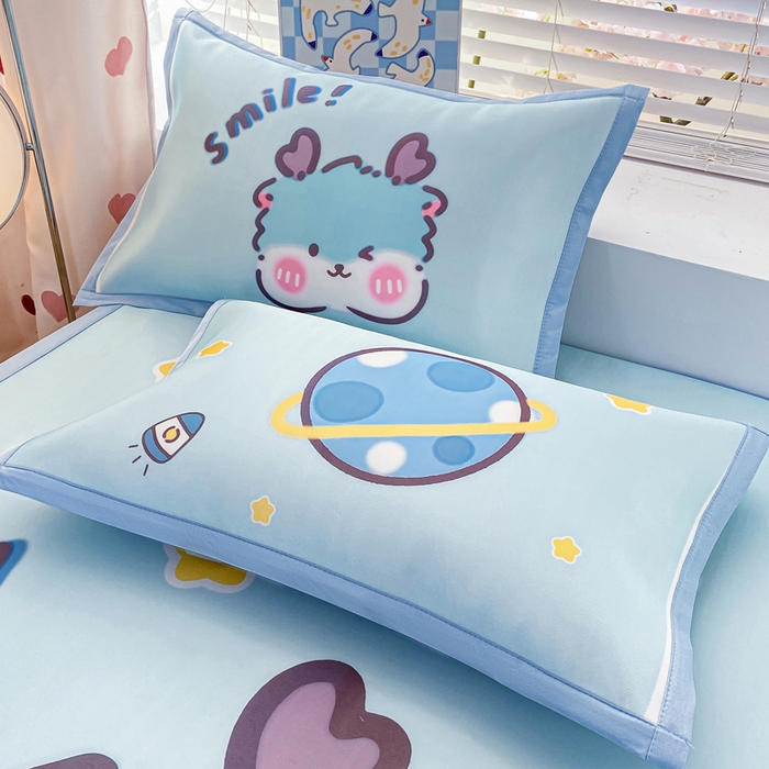 91家纺网 家纺一手货源 找家纺 博雅 2024新款1200D大版牛奶冰丝席 星球萌龙