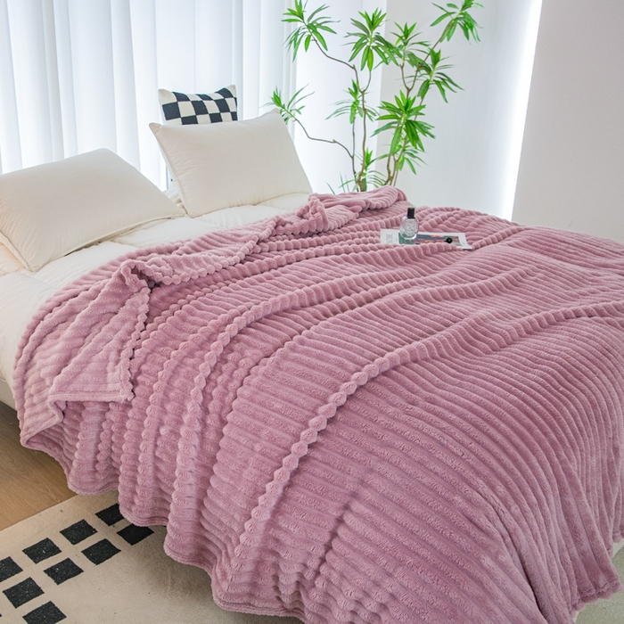 91家纺网 家纺一手货源 找家纺 卡琪曼 2024新款高克重魔法绒牛奶绒毛毯毯子 豆沙