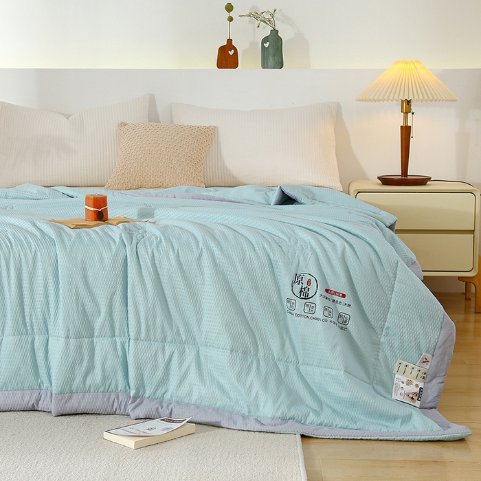 91家纺网 家纺一手货源 找家纺 爱宝被业 2025新款泡泡纱夏被 水绿