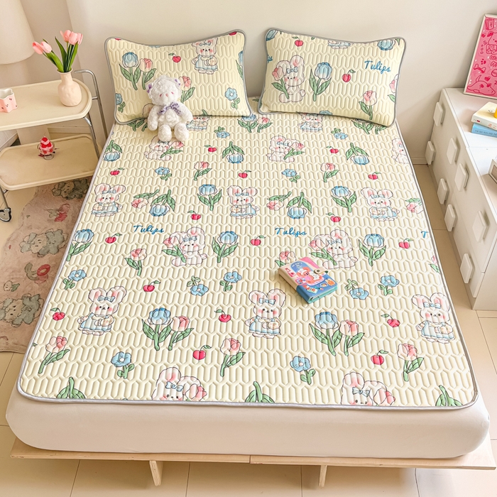 91家纺网 家纺一手货源 找家纺 沐慕 2024新款小清新印花乳胶凉席 郁金香小兔