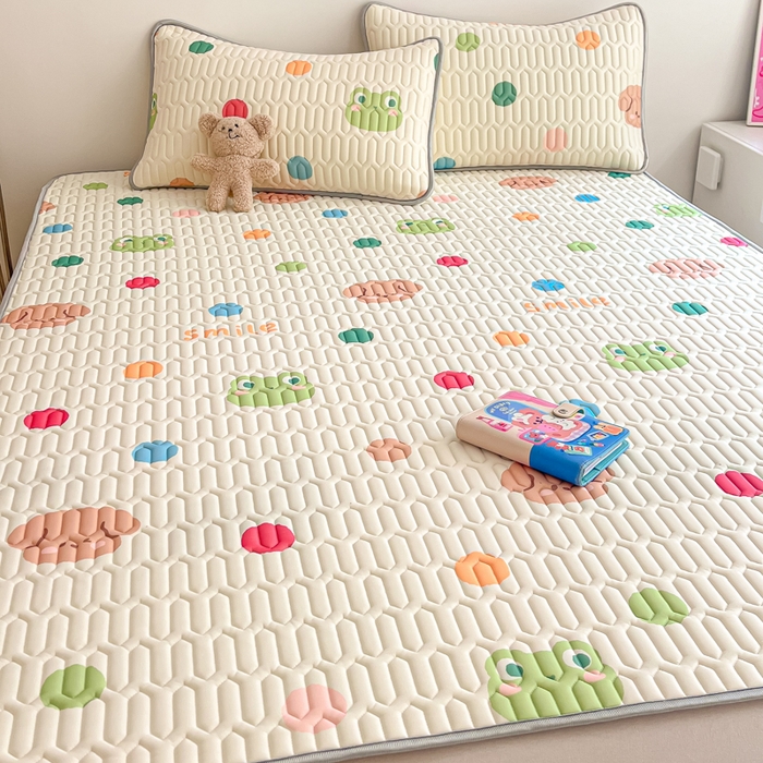 91家纺网 家纺一手货源 找家纺 沐慕 2024新款小清新印花乳胶凉席 彩色波点