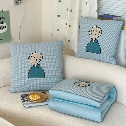 91家纺网 家纺一手货源 找家纺 （总）多米家居 2024新款卡通多功能抱枕被Amy小窝抱枕被