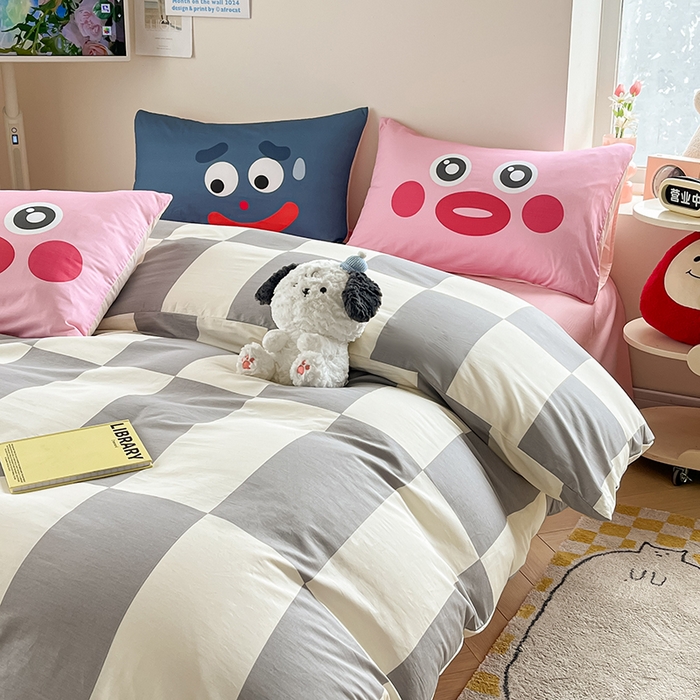 91家纺网 家纺一手货源 找家纺  2024新款大版枕套数码印花全棉四件套 灰格子