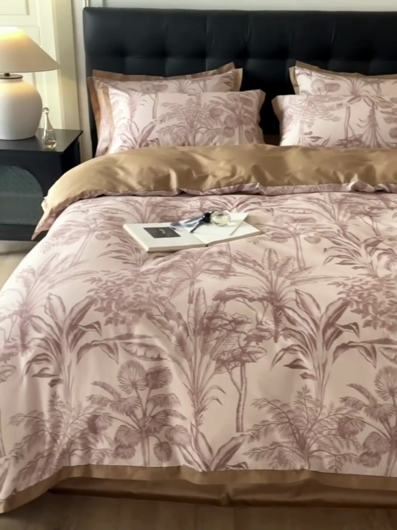 91家纺网 家纺一手货源 找家纺 千朵森 2024新款A类全棉拼角印花四件套（风格一） 云峰