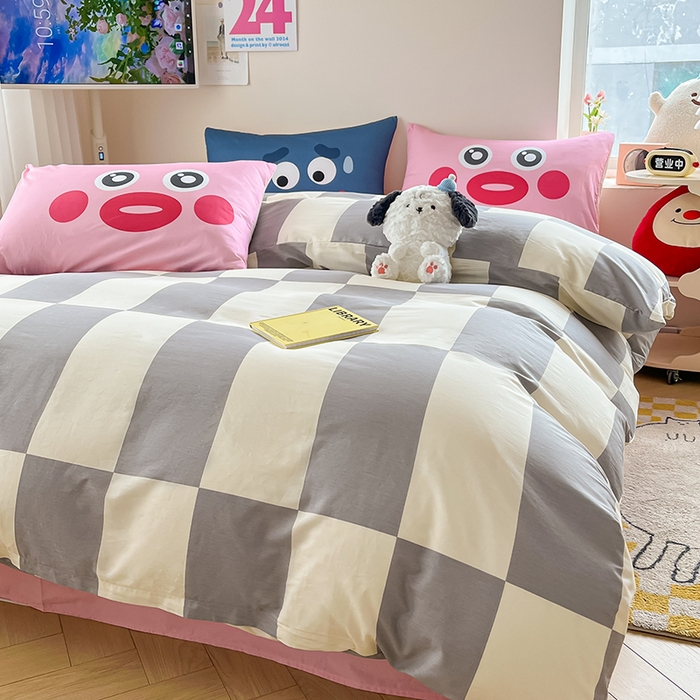 91家纺网 家纺一手货源 找家纺  2024新款大版枕套数码印花全棉四件套 灰格子